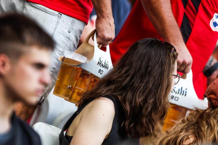 Une phase de test pour le retour de l’alcool dans les stades anglais