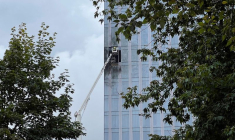 Un bâtiment endommagé à Moscou suite à une attaque présumée de drone ukrainien