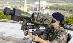 Un système de missile Mistral. ( AFP / JODY AMIET )