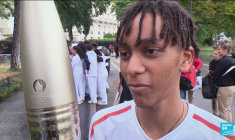 France : un défilé du 14 juillet pas sur les Champs-Élysées, mais avec la flamme olympique