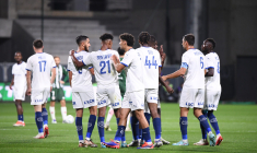 Un car de supporters de Troyes attaqué par des pierres et des boules de pétanque