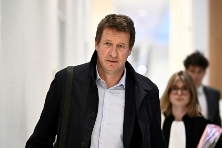Le sénateur écologiste Yannick Jadot, le 25 mars 2025 ( AFP / JULIEN DE ROSA )