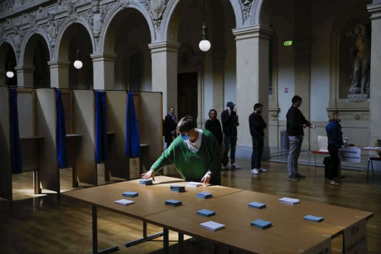 FRANCE 2022: TAUX DE PARTICIPATION AU SECOND TOUR DE LA PRÉSIDENTIELLE À 63,23% À 17H00