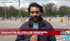 Ukraine : à Zaporijja, l'attente du convoi humanitaire transportant les civils qui fuient Marioupol