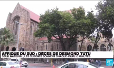 Afrique du Sud : les cloches de la cathédrale Saint-Georges, au Cap, sonnent pour Desmond Tutu