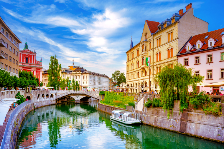 Découvrez la capitale de la Slovénie le temps d'un week-end. Crédit photo : Adobe Stock