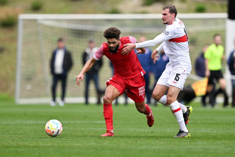 Un joueur français aurait pu être dans le même avion qu'Emiliano Sala le jour du drame
