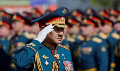 Un défilé militaire russe célèbre le jour de la Victoire, à Moscou