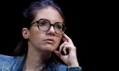 Aurore Bergé à Paris le 11 avril 2026 ( AFP / Ian LANGSDON )