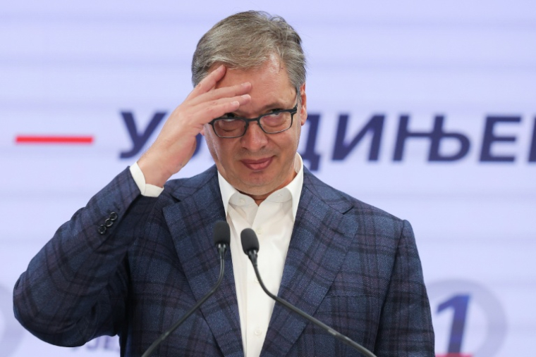 Aleksandar Vucic concédant sa défaite aux législatives à Belgrade le 25 octobre 2026. ( AFP / Pedja Milosavljevic )