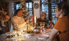 Chef à domicile, livraison de plats, traiteur: des solutions pour offrir un festin à vos convives. ( crédit photo : Getty Images )