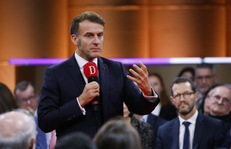 Emmanuel Macron à Toulouse, le 12 novembre 2025. ( POOL / GUILLAUME HORCAJUELO )