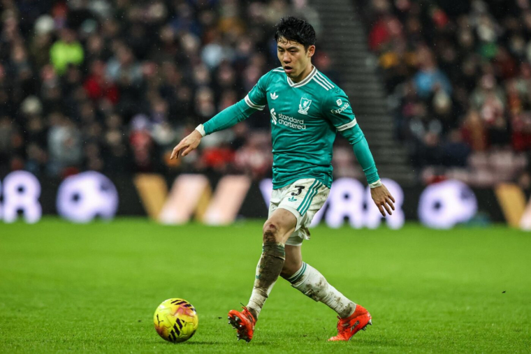 Liverpool n'a plus personne à aligner à la droite de sa défense