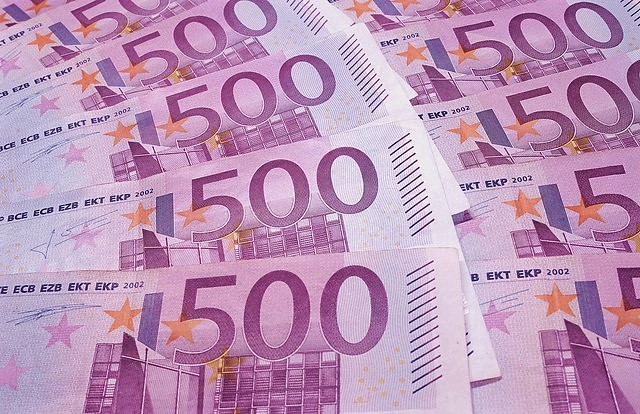 Les poids lourds de la coté ayant communiqué leurs résultats du premier trimestre ont dévoilé des résultats de bonne facture. Et pourtant, de la grande distribution en passant par l’automobile jusqu’à l’industrie, pas un secteur n’aura été épargné par les évolutions défavorables des changes