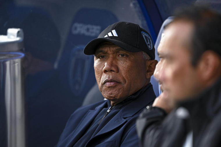 Antoine Kombouaré prolongé par le Paris FC ?