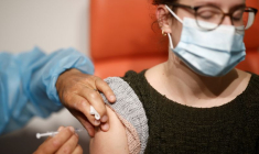 CORONAVIRUS: LE RAPPEL VACCINAL MODULABLE EN FRANCE POUR FACILITER LES CONGÉS