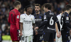 Sanctions contre les supporters de la Real Sociedad ayant insulté Vinícius