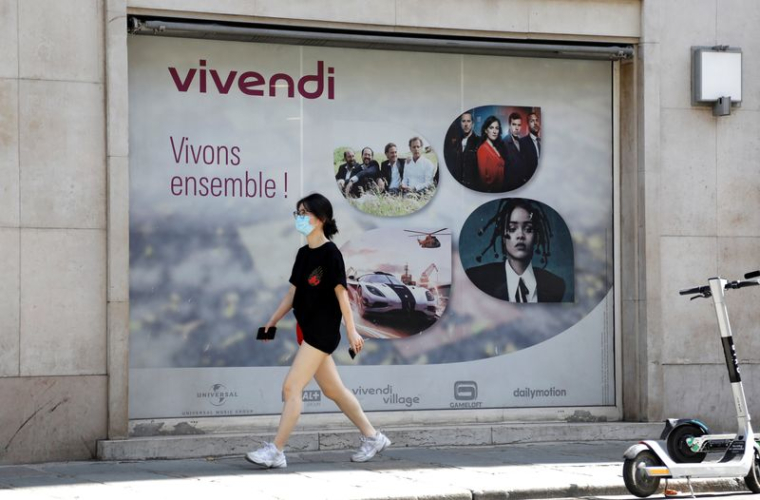 VIVENDI ENVISAGE UNE CESSION D'EDITIS DANS LE CADRE DU RACHAT DE LAGARDÈRE