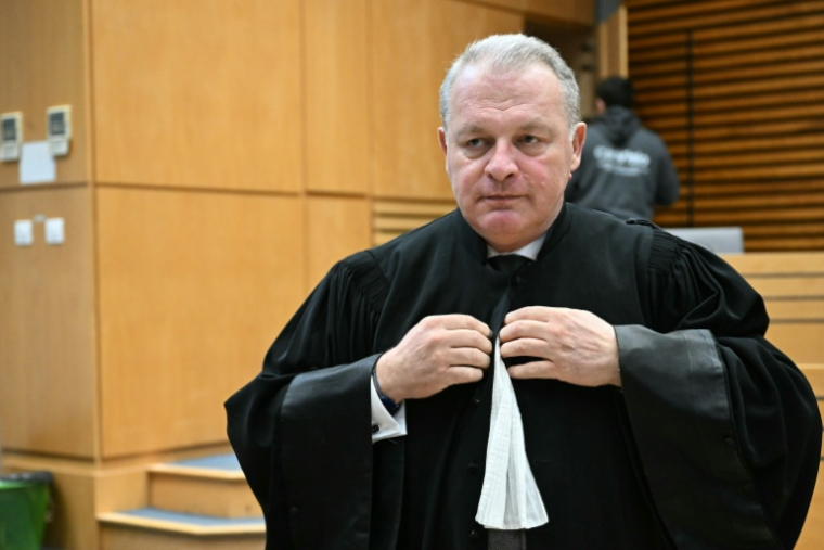 Laurent Boguet, un des avocats des enfants Jubillar, le 22 septembre 2025, à la cour d'assises du Tarn à Albi ( AFP / Lionel BONAVENTURE )