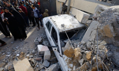 Site d'une frappe aérienne israélienne à Rafah, dans le sud de la bande de Gaza