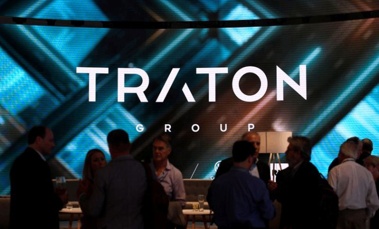 TRATON (VW) PROPOSE DE RACHETER LE SOLDE DE NAVISTAR POUR 2,9 MILLIARS DE DOLLARS