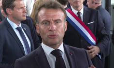 "Nous devons sanctionner davantage" la Russie si elle ne veut pas la paix (Macron)