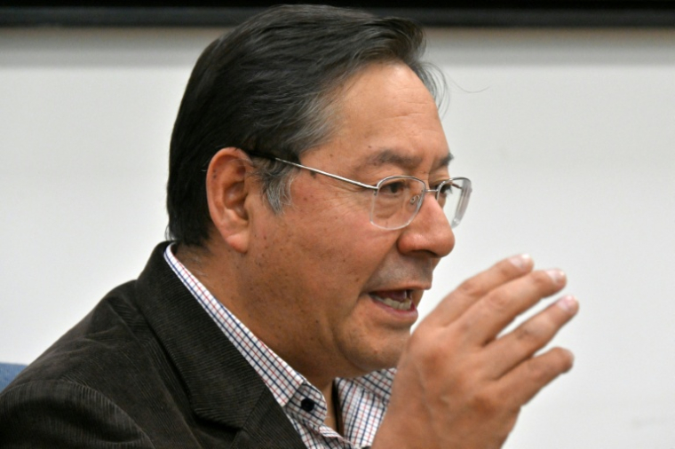 Le président bolivien Luis Arce lors d'une interview avec l'AFP à la Casa Grande del Pueblo à La Paz, le 18 juin 2025 ( AFP / AIZAR RALDES )