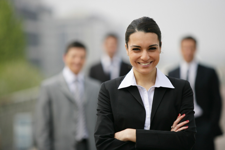 Selon un rapport du Haut Comité de Gouvernement d'Entreprise, la proportion des femmes au sein des comités exécutifs ou comités de direction parmi les sociétés du SBF 120 qui se réfèrent au code du gouvernement d'entreprise des sociétés cotées (Afep-Medef) s'établissait à 27,41% en mai 2022.