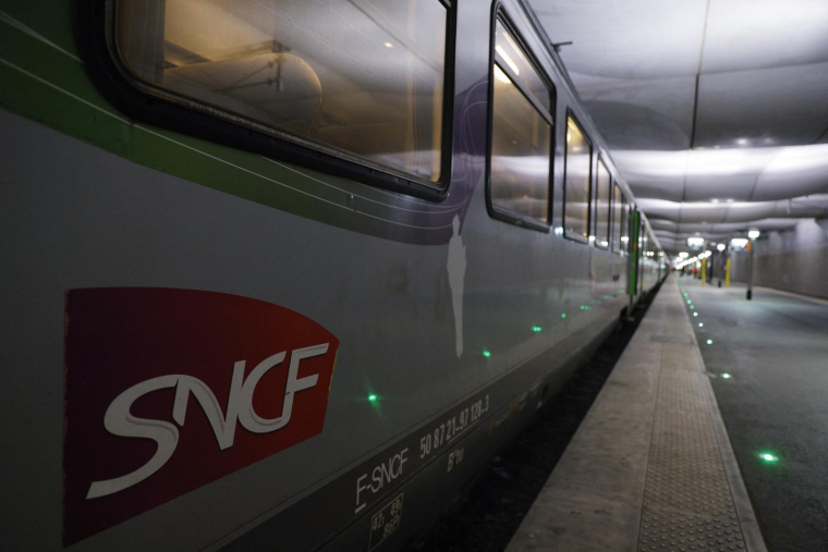 ( AFP / GEOFFROY VAN DER HASSELT )