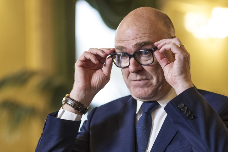 Martin Pfister à Berne, en Suisse, le 12 mars 2025. ( AFP / FABRICE COFFRINI )