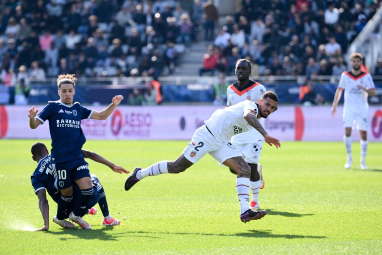 Le Paris FC bat Lorient et devient co-leader de Ligue 2