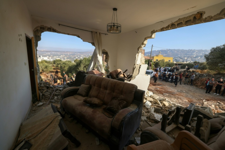 Une maison détruite par l'armée israélienne après une opération militaire dans le village d'Aqraba, au sud de Naplouse, le 8 septembre 2026 en Cisjordanie occupée ( AFP / JAAFAR ASHTIYEH )