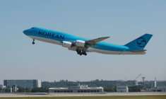 Un Boeing affrété par Korean Air a décollé d’Incheon le 10 septembre 2025 pour rapatrier des travailleurs sud-coréens arrêtés aux États-Unis lors d’un raid sur un chantier Hyundai-LG ( YONHAP / - )