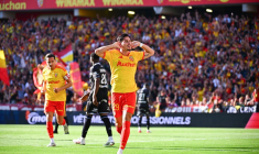 Lens fait le spectacle contre Auxerre pour la première de Toppmöller