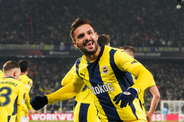 Dušan Tadić s’envole vers les Émirats arabes unis