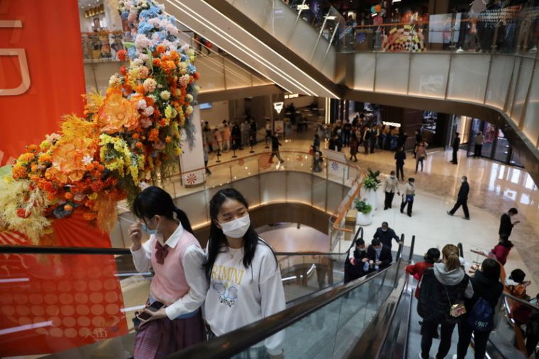 CHINE: L'ACTIVITÉ DANS LES SERVICES AU PLUS BAS NIVEAU EN 14 MOIS