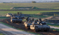 Des véhicules militaires israéliens