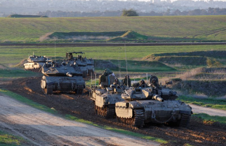 Des véhicules militaires israéliens