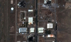 Image sattelite diffusée par la société Maxar Technologies montrant le site nucléaire iranien de Natanz après des frappes israéliennes, le 14 juin 2025 ( Satellite image ©2021 Maxar Technologies / Stephen A. Wood )