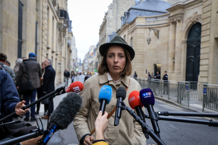 La secrétaire générale de la CGT Sophie Binet le 21 octobre 2026 près de l'Hôtel Matignon à Paris  ( AFP / Ludovic MARIN )