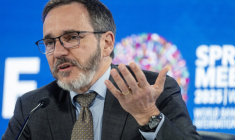 Pierre-Olivier Gourinchas, directeur des études du FMI, à Washington DC, le 22 avril 2025 ( AFP / JIM WATSON )