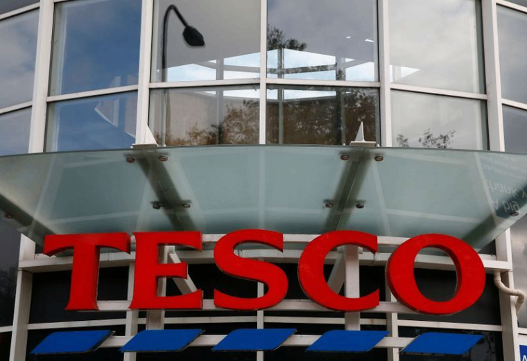 CORONAVIRUS: TESCO LIMITE À 80 ARTICLES MAXIMUM LES ACHATS EN LIGNE