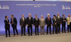 Les ministres des Affaires étrangères du Mercosur posent pour une photo au Brésil