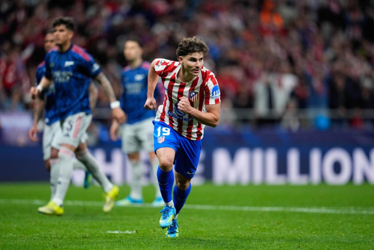 Julian Alvarez finalement disponible pour le match retour contre Arsenal ?