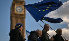 Le Royaume-Uni a des remords d'avoir divorcé de l'Union européenne, mais les 27 ne semblent pas prêts à se remettre en ménage ( AFP / Ben STANSALL )