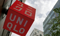 Le japonais Uniqlo qui a annoncé deux nouvelles implantations, pour plus de 2.250 m² de surface de vente ( AFP / Kazuhiro NOGI )