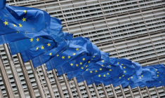 IRLANDE DU NORD: L'UE GÈLE SA PROCÉDURE D'INFRACTION CONTRE LONDRES