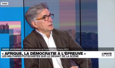 Pierre Jacquemot, chercheur : "L'Afrique connaît un dérèglement démocratique"