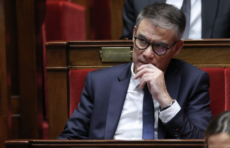 Olivier Faure à Paris, le 8 octobre 2024. ( AFP / THOMAS SAMSON )