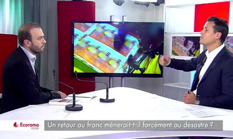 Un retour au franc mènerait-t-il forcément au désastre ? (VIDEO)